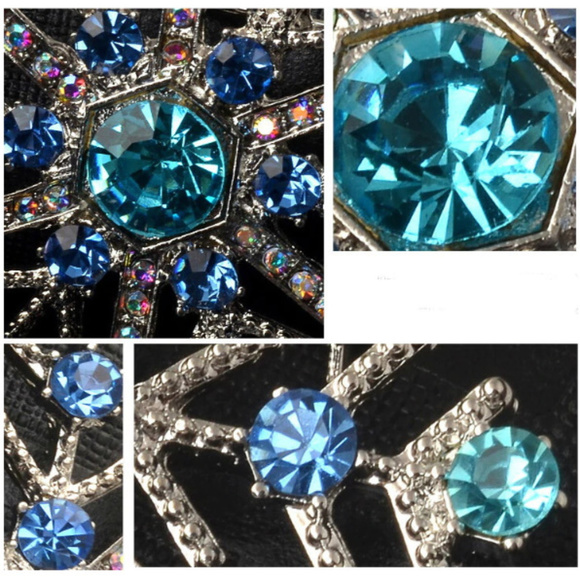 ❤️5/$15💚 Christmas Silver Tone Snowflake Pin Brooch with Rhinestones - Picture 2 of 3